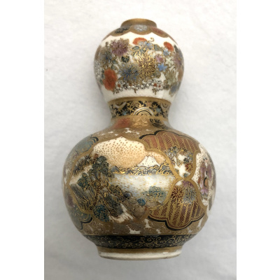 Antique Meiji Satsuma Petite Gourd Vase