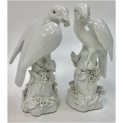 Tristen Pair of White Porcelain Parrots