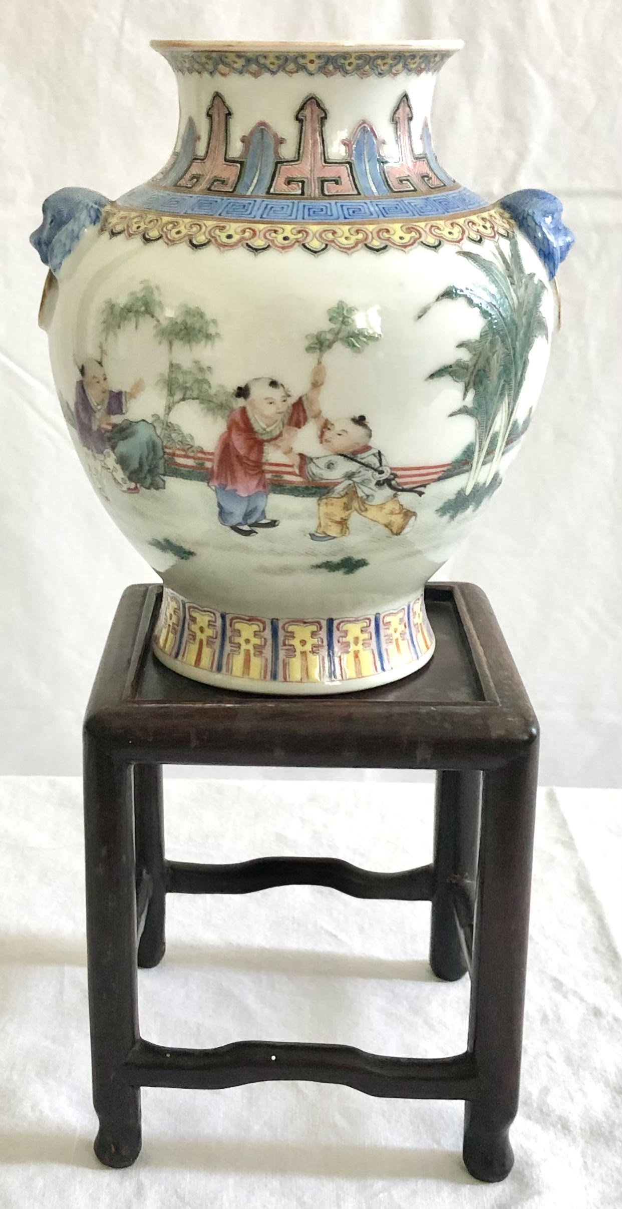 Japanese Porcelain Vase w/Stand